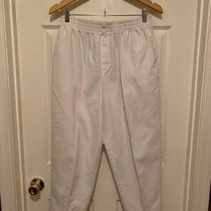 White Bobbie Brooks Ladies Pants Size 16P